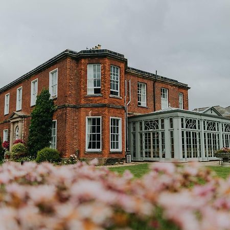 Dovecliff Hall Hotel Бертон-апон-Трент Экстерьер фото